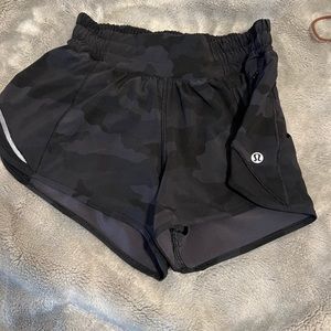 lululemon hotty hot shorts